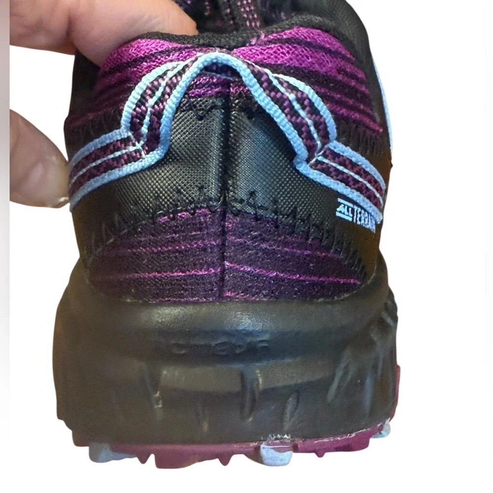 New Balance Women’s 410v6 Trail Running Hiking Shoes Sneakers black Purple 9